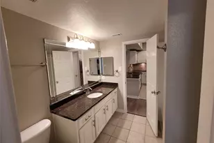 2350 Westcreek Ln, Houston, TX 77027 - Photo 11