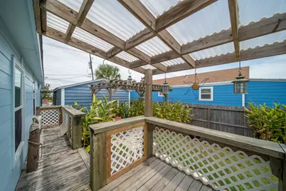 6317 P 1/2, Galveston, TX 77551 - Photo 11