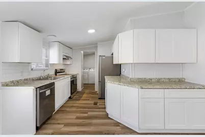 16509 Brittany Way, Conroe, TX 77306 - Photo 9