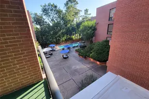 9333 Memorial Dr, Houston, TX 77024 - Photo 35