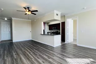 7575 Kirby Dr, Houston, TX 77030 - Photo 3
