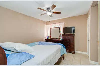 930 Centerwood Drive, Houston, TX 77013 - Photo 21