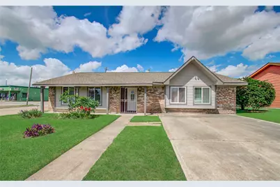 930 Centerwood Drive, Houston, TX 77013 - Photo 1