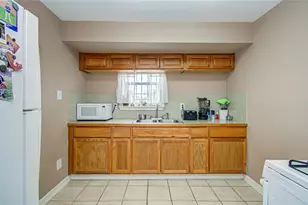 930 Centerwood Dr, Houston, TX 77013 - Photo 19