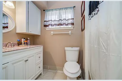 930 Centerwood Drive, Houston, TX 77013 - Photo 25