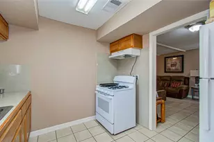 930 Centerwood Dr, Houston, TX 77013 - Photo 17