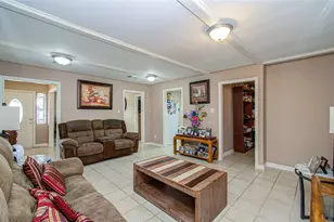 930 Centerwood Dr, Houston, TX 77013 - Photo 13