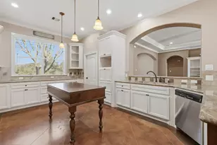 500 Burwell Rd, Highlands, TX 77562 - Photo 15