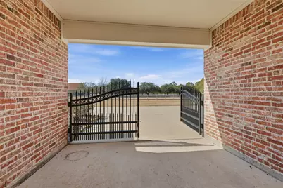 500 Burwell Road, Highlands, TX 77562 - Photo 35