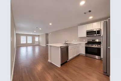 3107 Savannah Rose Drive, Angleton, TX 77515 - Photo 3