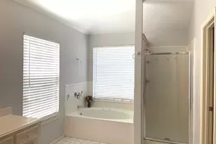 12827 Magenta Oaks Dr, Houston, TX 77072 - Photo 17