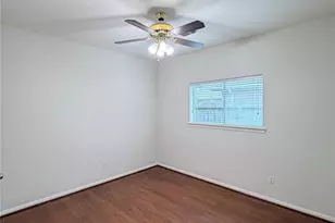 14926 Lindenbrook Ln, Houston, TX 77095 - Photo 17