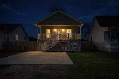 805 E Mulberry Avenue, Wharton, TX 77488 - Photo 3