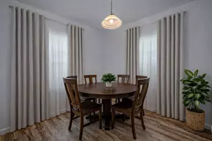 805 E Mulberry Ave, Wharton, TX 77488 - Photo 7