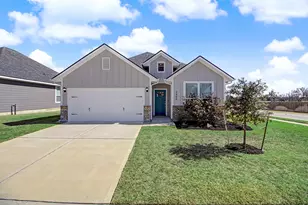 2406 Lightfoot Ln, Bryan, TX 77803 - Photo 5