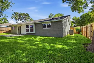 4767 Beechaven St, Houston, TX 77053 - Photo 3