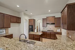 5055 Gold Haven Dr, Richmond, TX 77407 - Photo 5