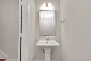 731 Strawberry Pines Ct, Houston, TX 77009 - Photo 21