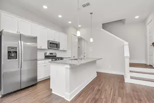 731 Strawberry Pines Ct, Houston, TX 77009 - Photo 11