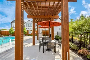 731 Strawberry Pines Ct, Houston, TX 77009 - Photo 47