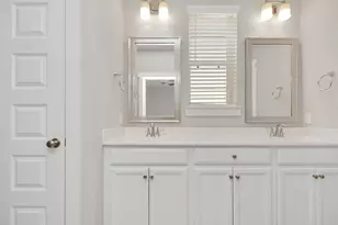 731 Strawberry Pines Ct, Houston, TX 77009 - Photo 29