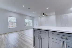 8203 Woodlyn Rd, Houston, TX 77028 - Photo 15