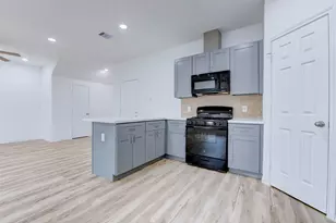 8203 Woodlyn Rd, Houston, TX 77028 - Photo 13