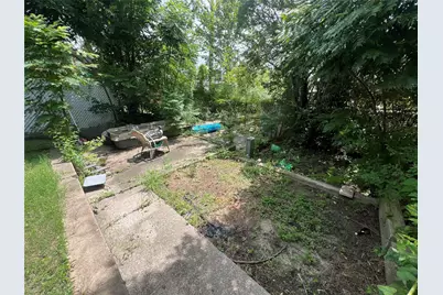 18326 Cape Bahamas Lane, Nassau Bay, TX 77058 - Photo 25