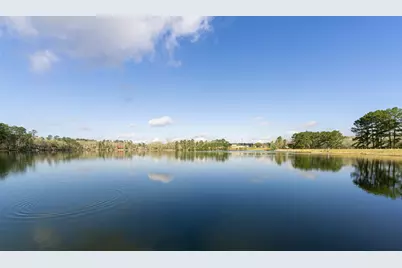 13015 Royal Estates Dr, Conroe, TX 77303 - Photo 11