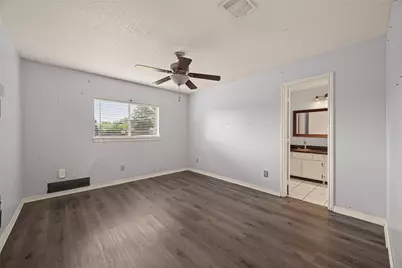 3002 Overland Trail, Dickinson, TX 77539 - Photo 35