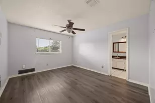 3002 Overland Trail, Dickinson, TX 77539 - Photo 35