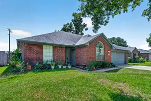 3002 Overland Trail, Dickinson, TX 77539 - Photo 5