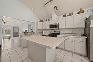 3002 Overland Trail, Dickinson, TX 77539 - Photo 21