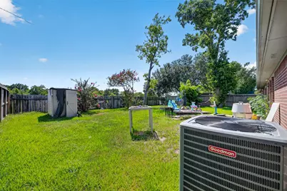 3002 Overland Trail, Dickinson, TX 77539 - Photo 11