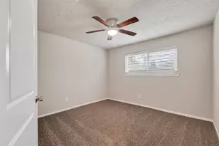 2402 Oak Shores Dr, Houston, TX 77339 - Photo 29