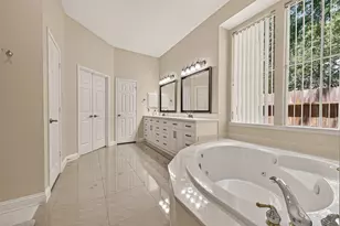 2002 Thorncrest Ct, Sugar Land, TX 77479 - Photo 25