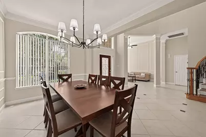 2002 Thorncrest Court, Sugar Land, TX 77479 - Photo 11