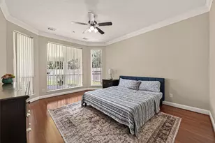 2002 Thorncrest Ct, Sugar Land, TX 77479 - Photo 23