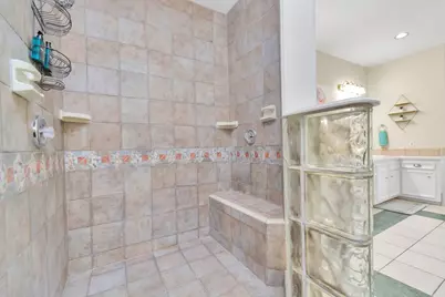 1730 Lakeshore Drive, Kingwood, TX 77339 - Photo 33