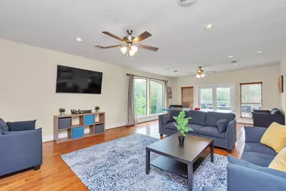 1730 Lakeshore Drive, Kingwood, TX 77339 - Photo 5