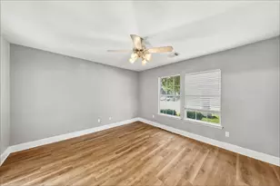 833 Lightningbug Ln, Conroe, TX 77301 - Photo 9