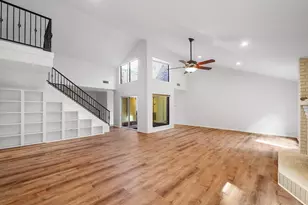 910 Enclave Pkwy, Houston, TX 77077 - Photo 7