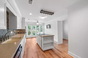 910 Enclave Pkwy, Houston, TX 77077 - Photo 13