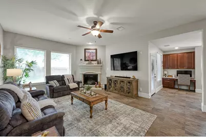 31742 Serrano Bluff Lane, Spring, TX 77386 - Photo 9