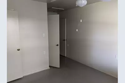 591 E Highway Street, Fredericksburg, TX 78624 - Photo 9