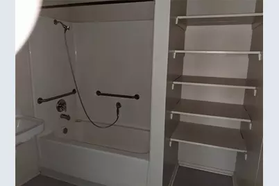 591 E Highway Street, Fredericksburg, TX 78624 - Photo 7