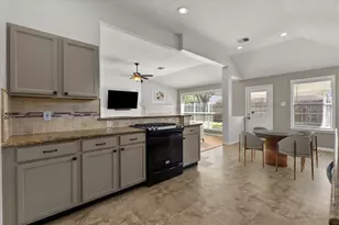 5115 Cherry Blossom Dr, League City, TX 77573 - Photo 9