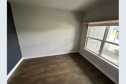 16 Greystone Court, Angleton, TX 77515 - Photo 5