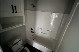 16 Greystone Ct, Angleton, TX 77515 - Photo 13