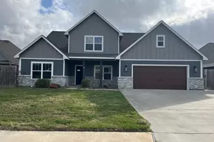 16 Greystone Ct, Angleton, TX 77515 - Photo 1